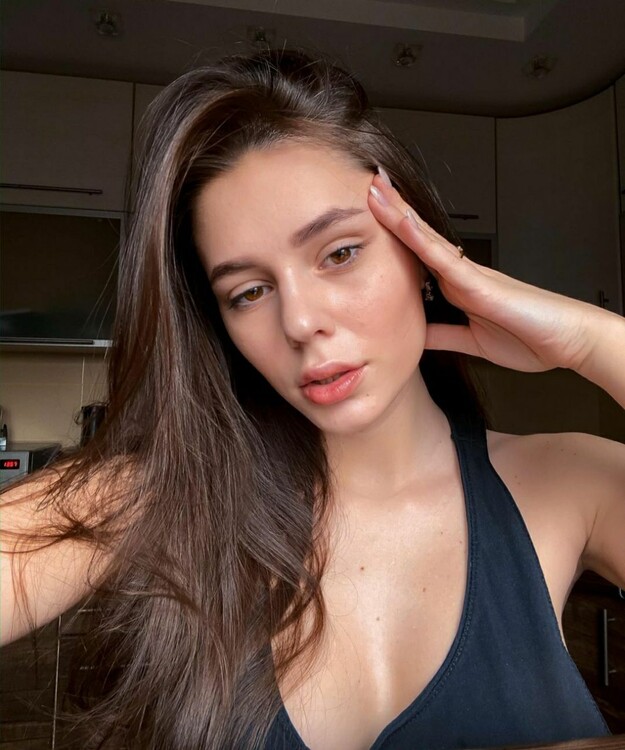 Valeria international datingcom