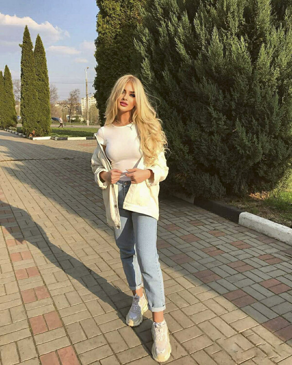Mary victoria brides dating