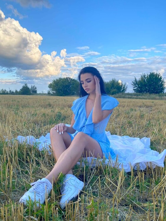 Karina international dating brussels