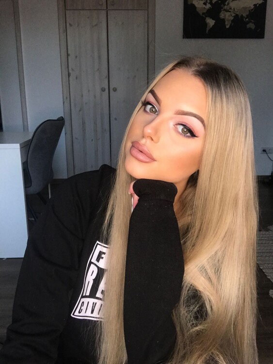 Deimante  international dating over 50