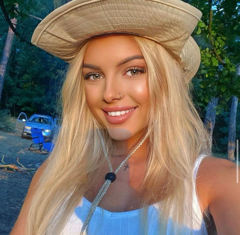 Deimante  international dating over 50