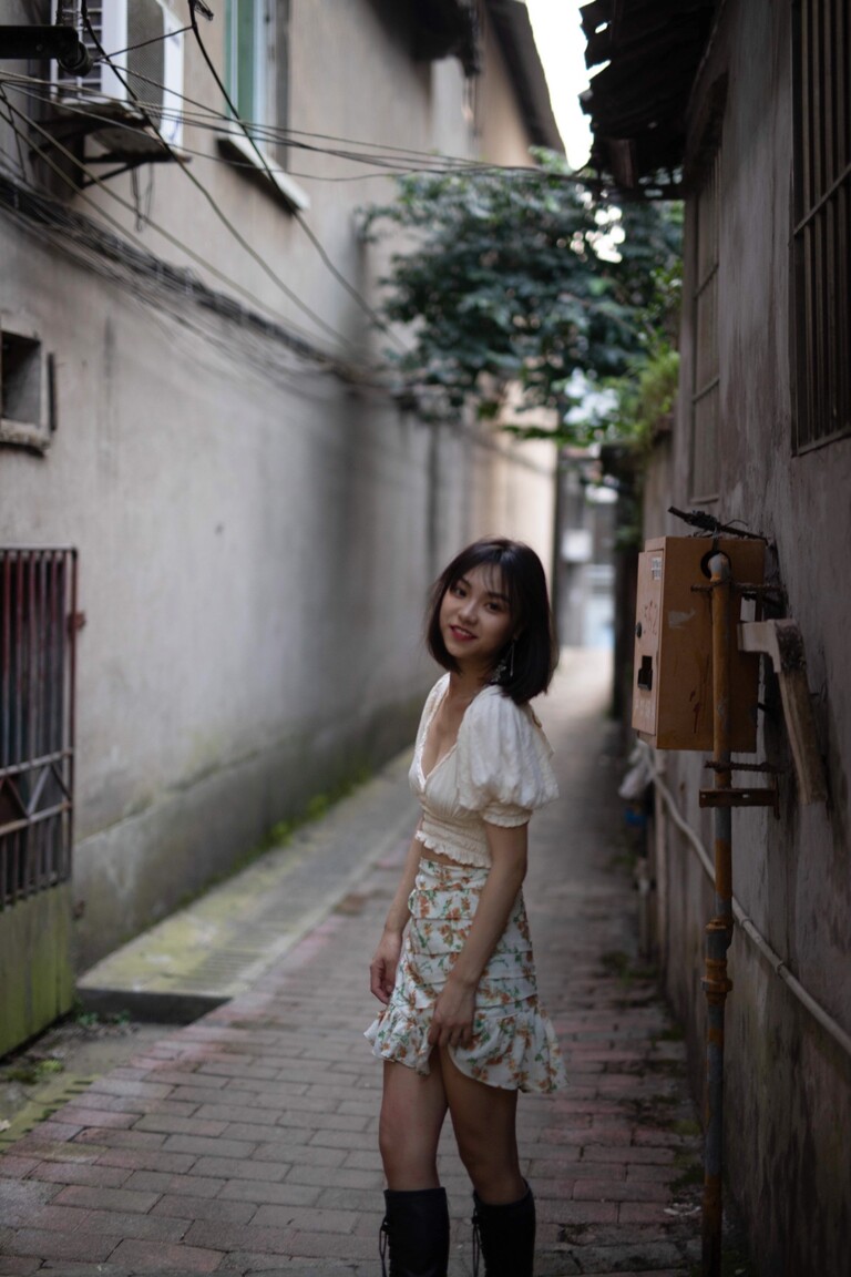 dongxing international dating local