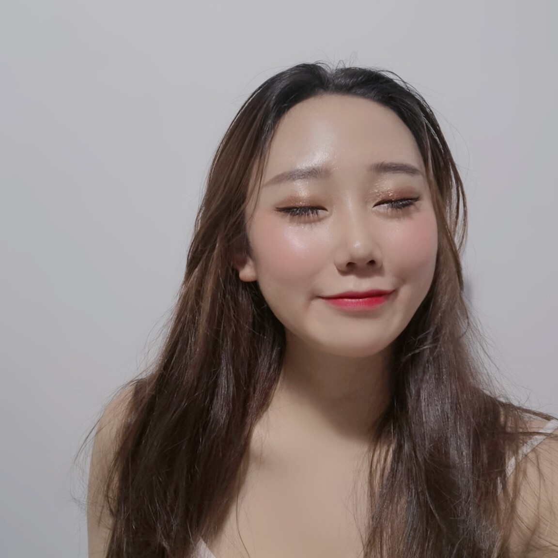 huangxiaoying international dating profile