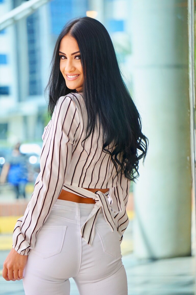 Yilianny international niche dating