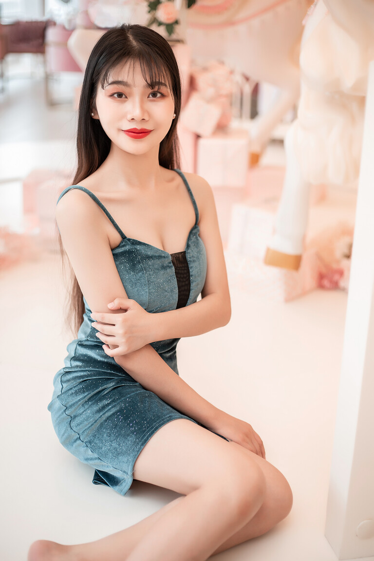 Yuanxiaoli asian dating bride