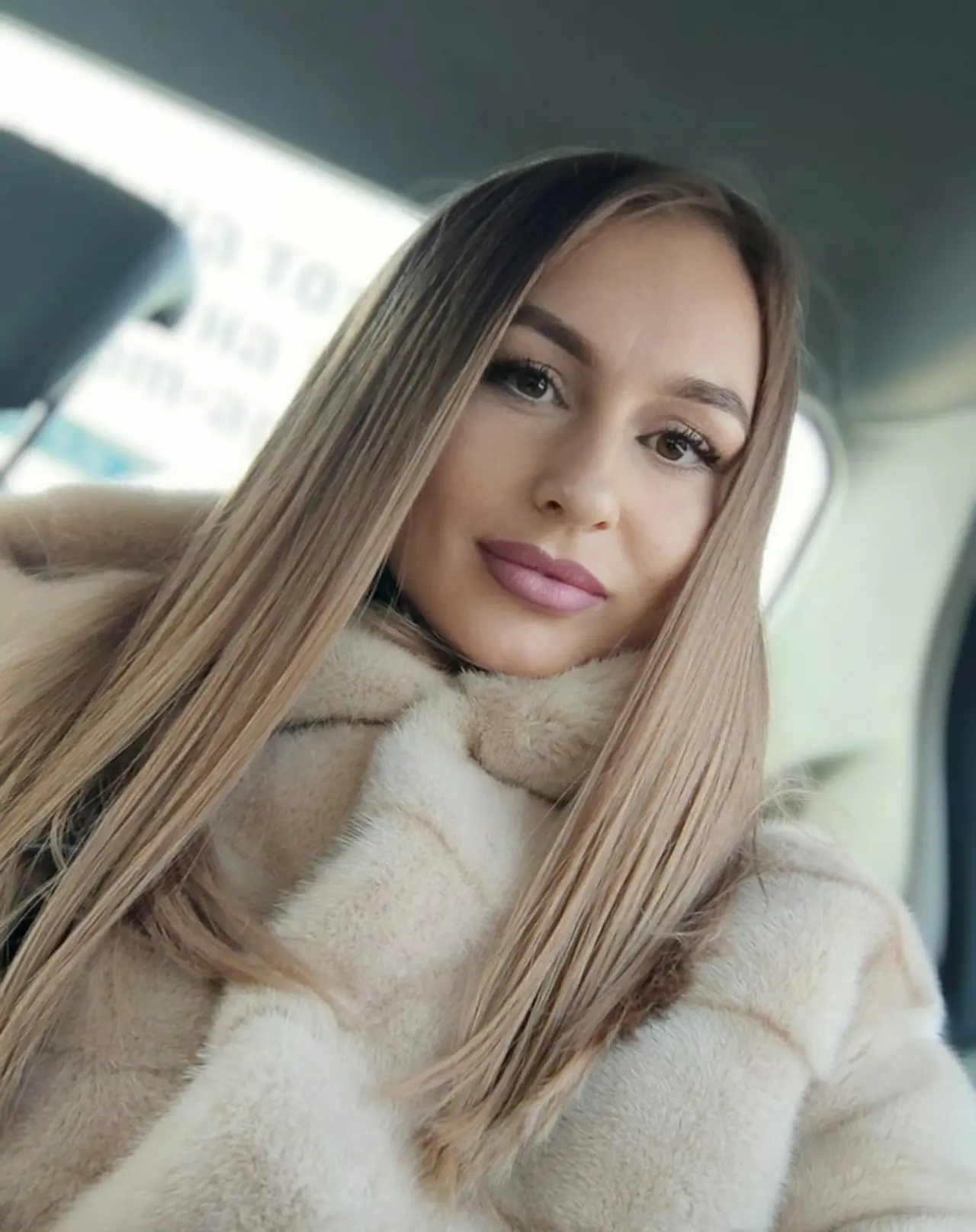 Tatiana international kisses dating site